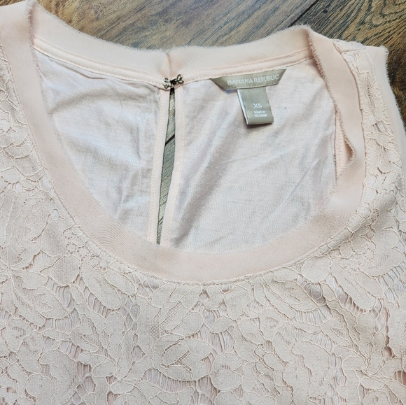 Banana Replublic lace pink blouse Size XS - Picture 4 of 5